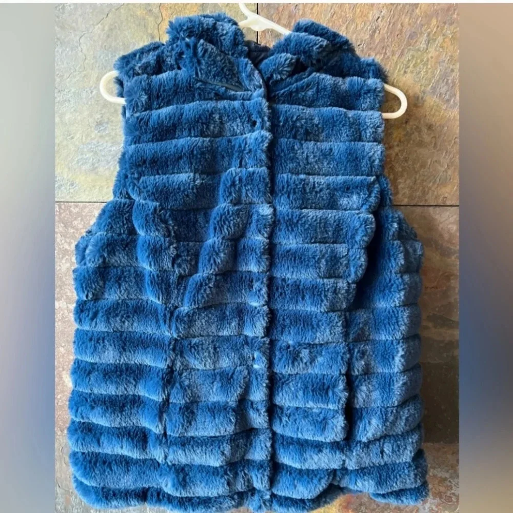 Soft Surroundings Rich Blue Plush Faux Fur Reversible‎ Vest